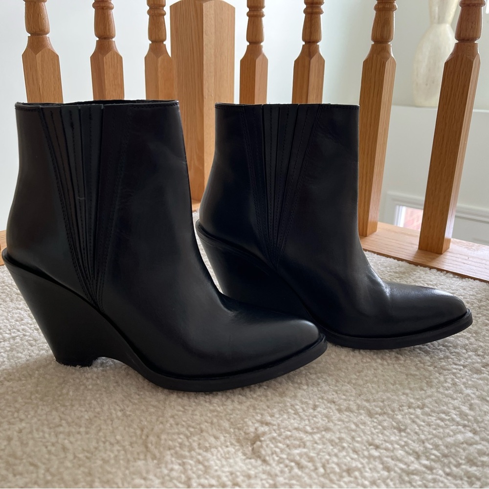 Seychelles black leather wedge bootie